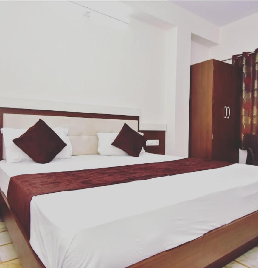 Hotel Vaidehi Udaipur Exteriör bild